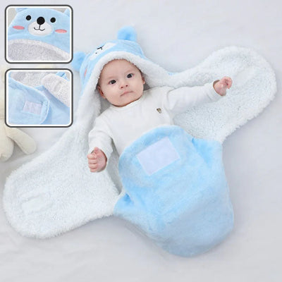 nid d'ange bébé ourson bleu et détails